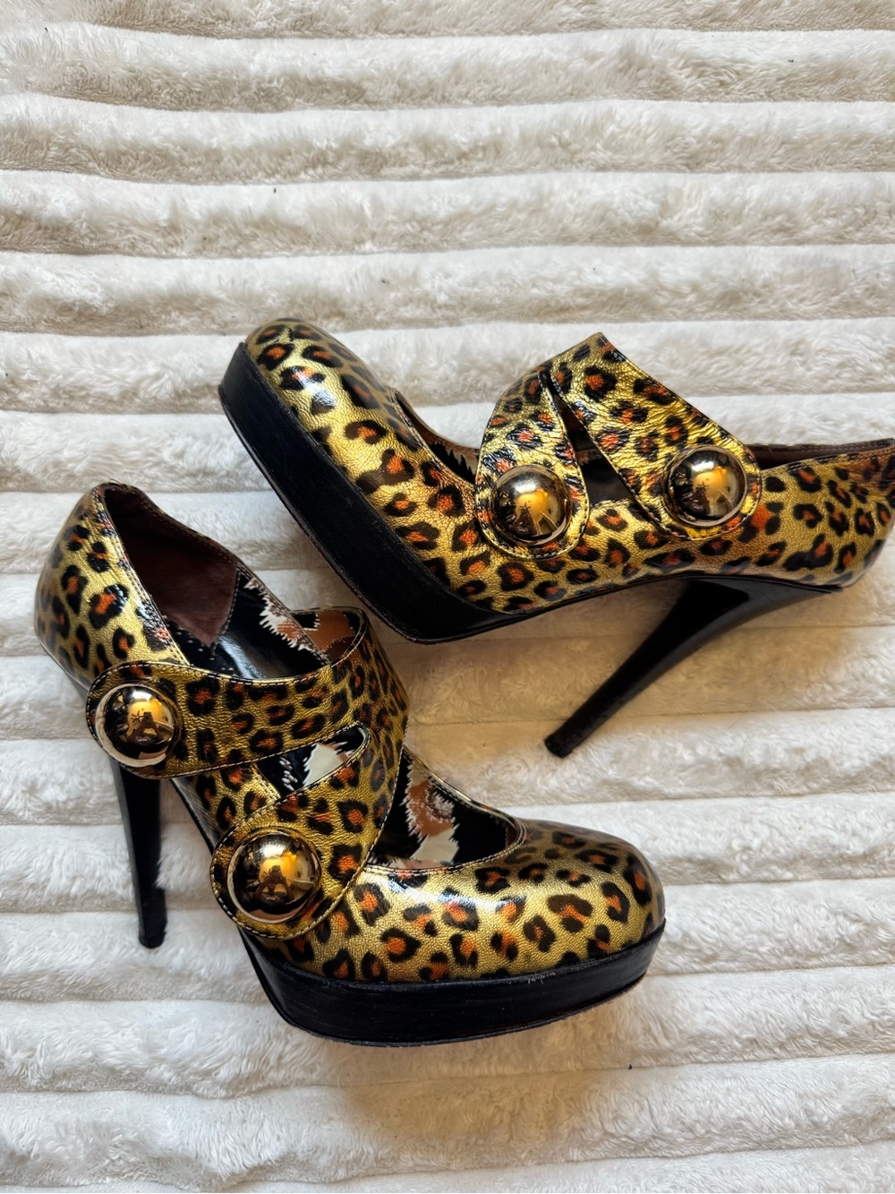 Betsey Johnson Leopard Print Gold Mary Jane Platform Heels